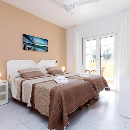 At Almoraide Rooms Suites (Adults Only) Nerja Buitenkant foto