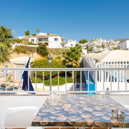 At Almoraide Rooms Suites (Adults Only) Nerja Buitenkant foto