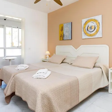At Almoraide Rooms Suites (Adults Only) Nerja Buitenkant foto