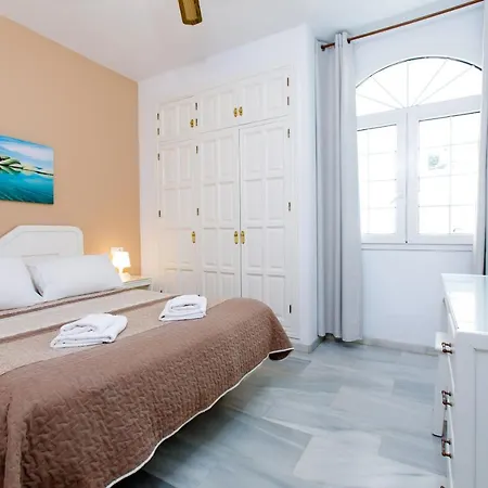 At Almoraide Rooms Suites (Adults Only) Nerja Buitenkant foto