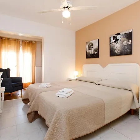 At Almoraide Rooms Suites (Adults Only) Nerja Buitenkant foto