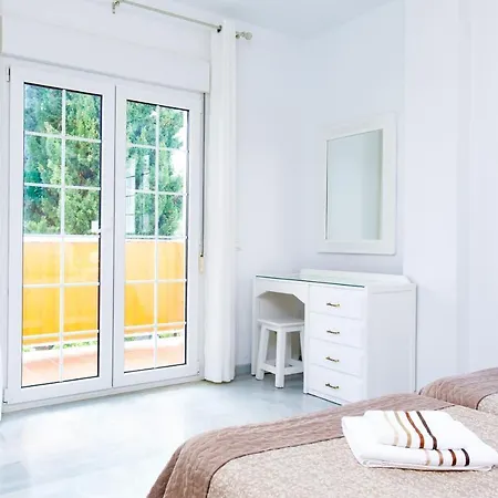 At Almoraide Rooms Suites (Adults Only) Nerja Buitenkant foto